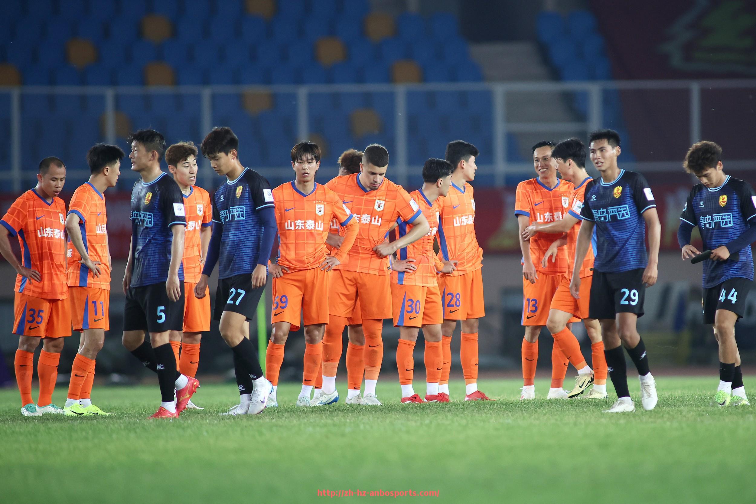 安博体育官网-英超史云斯足球俱乐部的历史与英超表现回顾